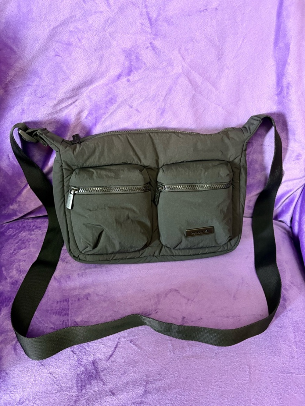 Reebok Women's Eve Crossbody Black Nylon Handbag